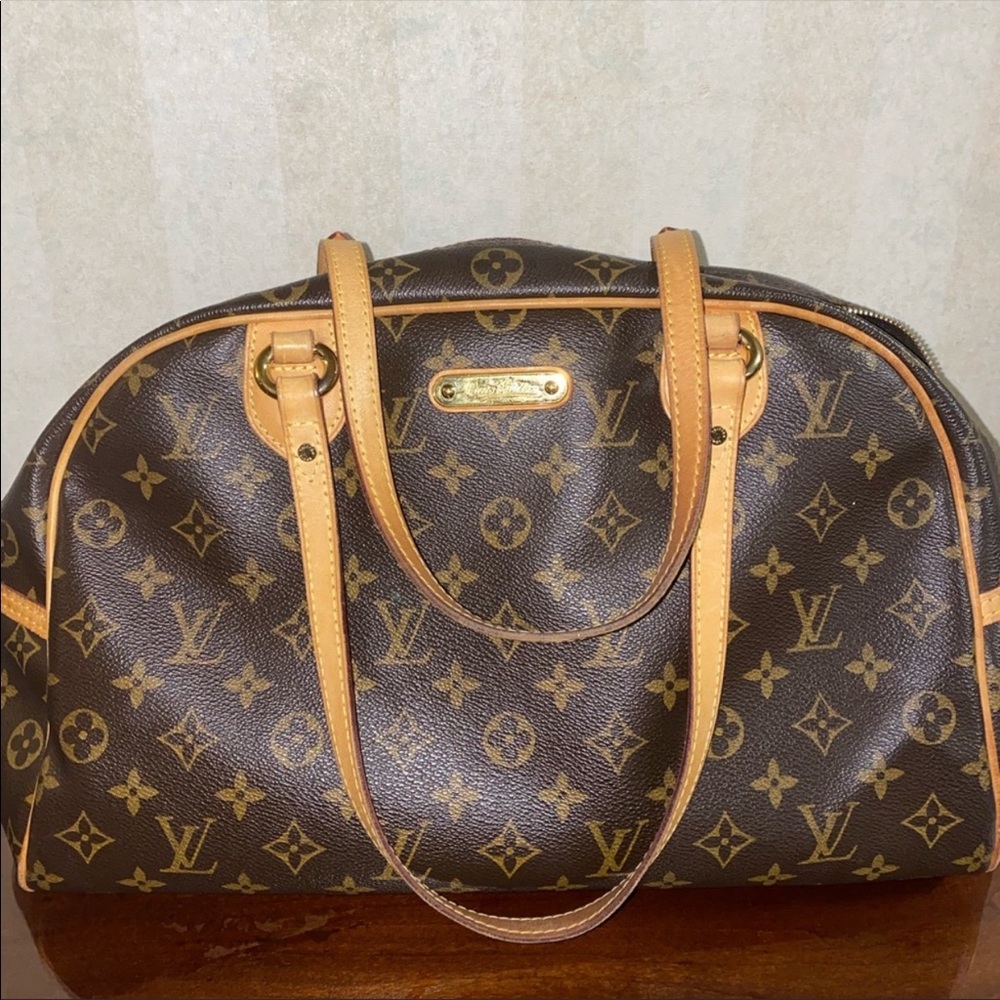 Louis Vuitton Shoulder Bag